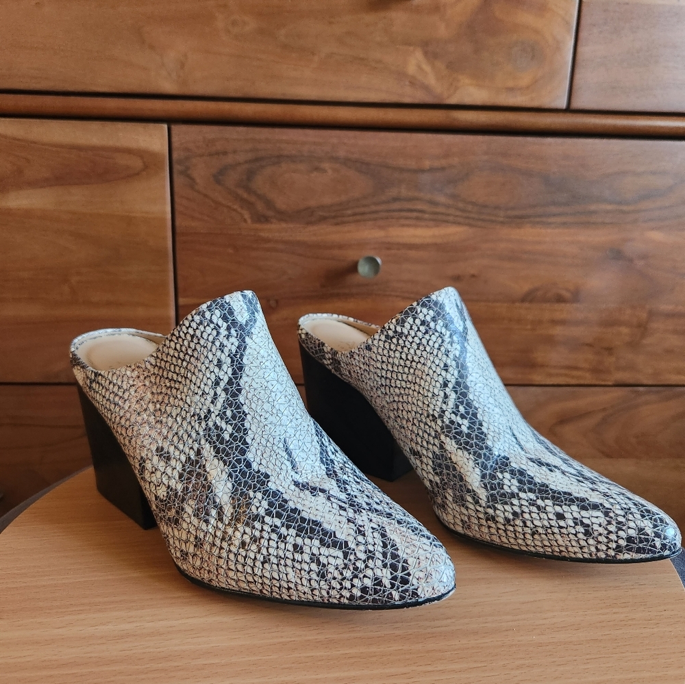Heeled Loafer